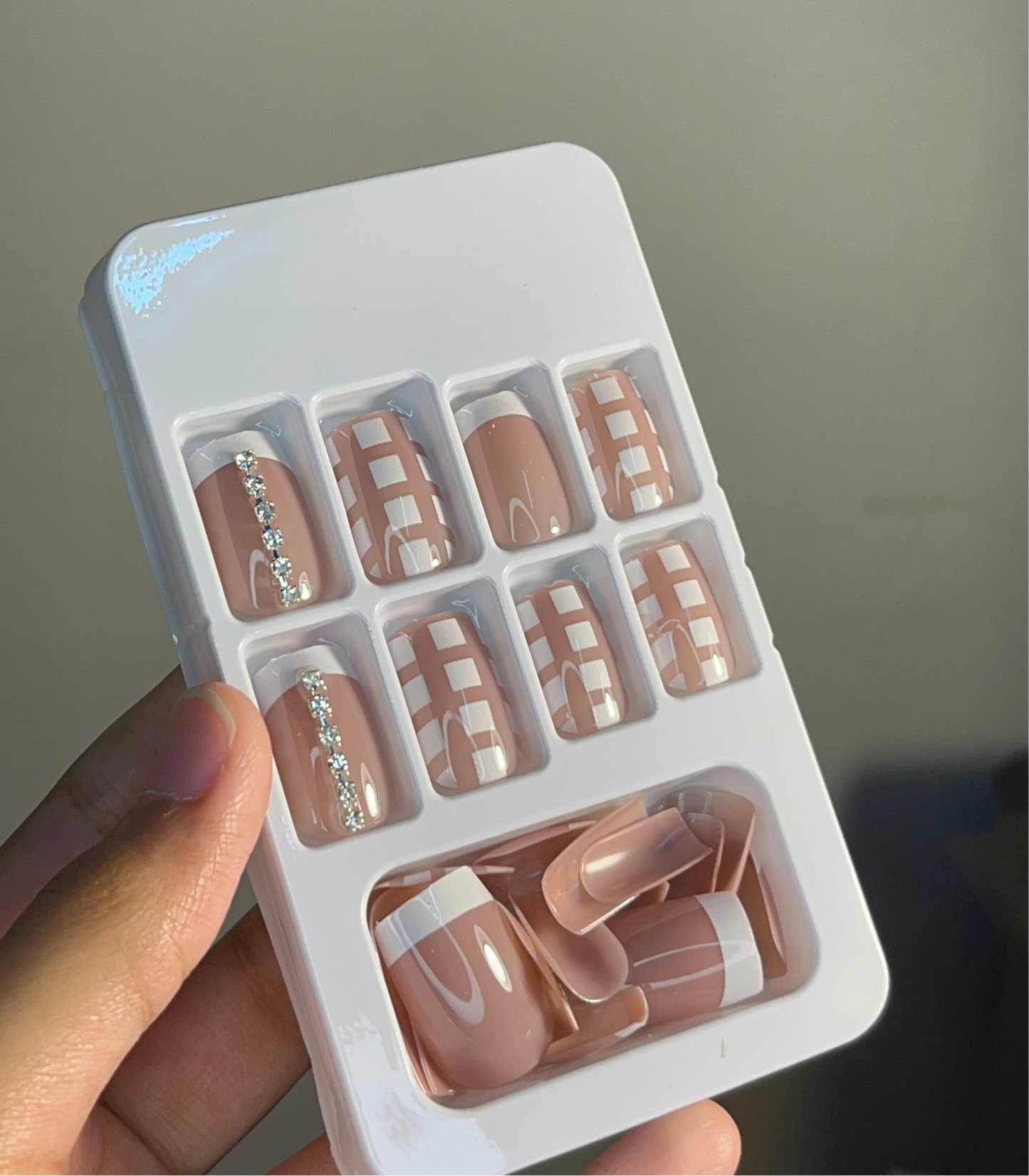 Nails-05