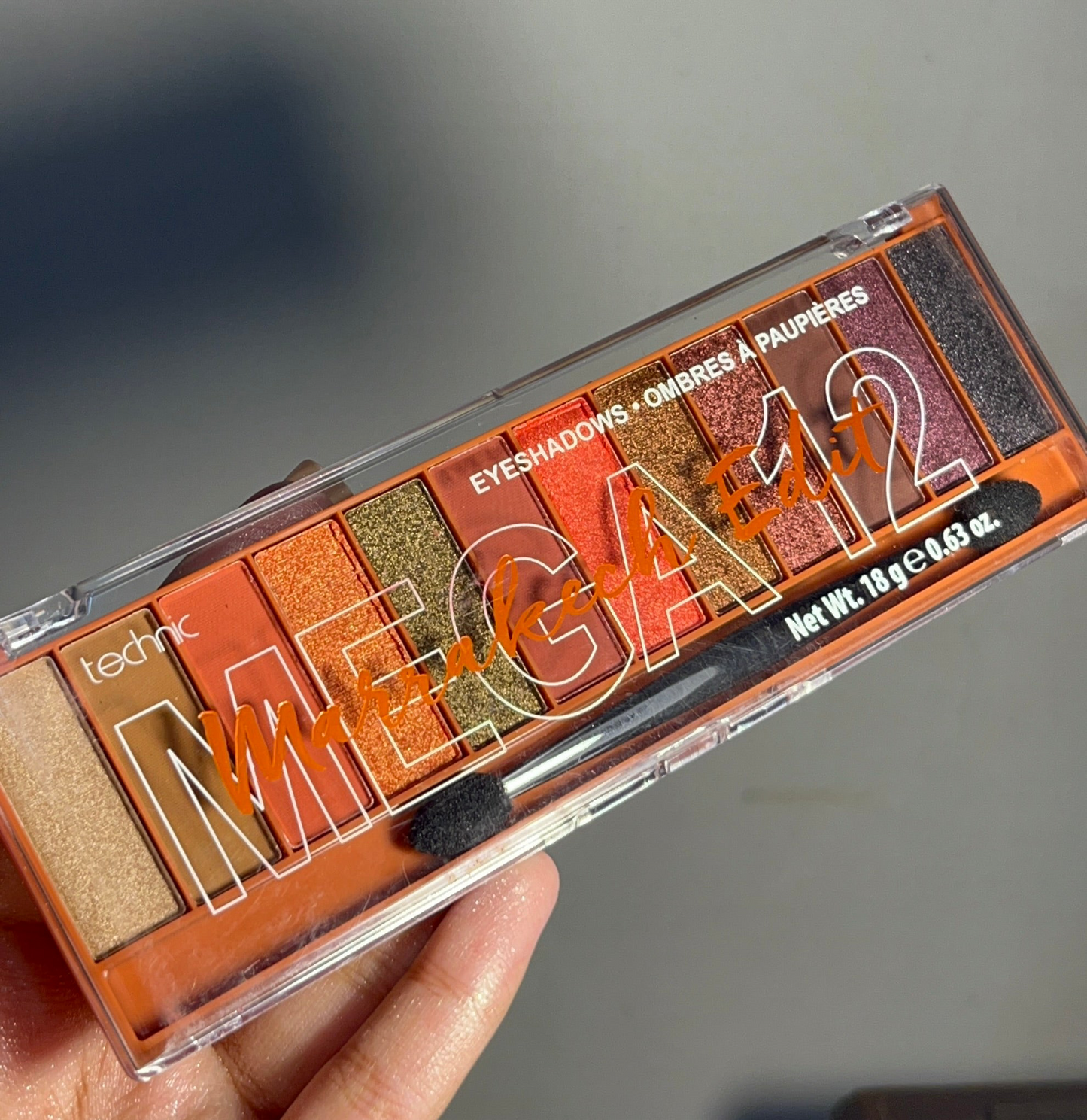 MEGA 12 Eyeshadow Palette