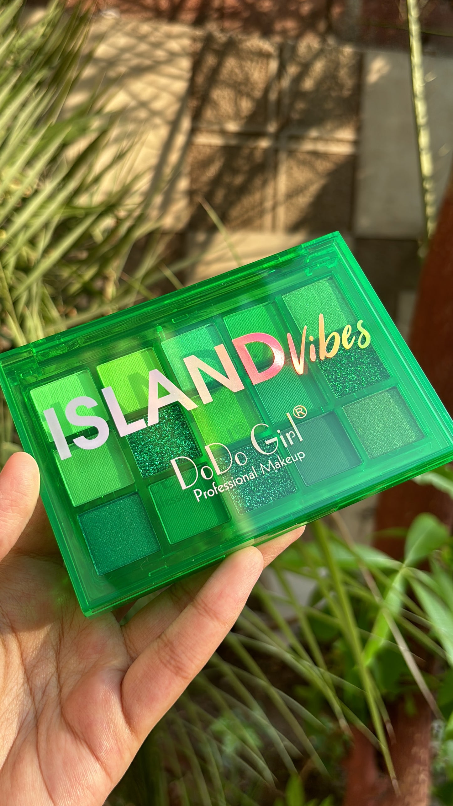 Vibrant Eyeshadow Palette