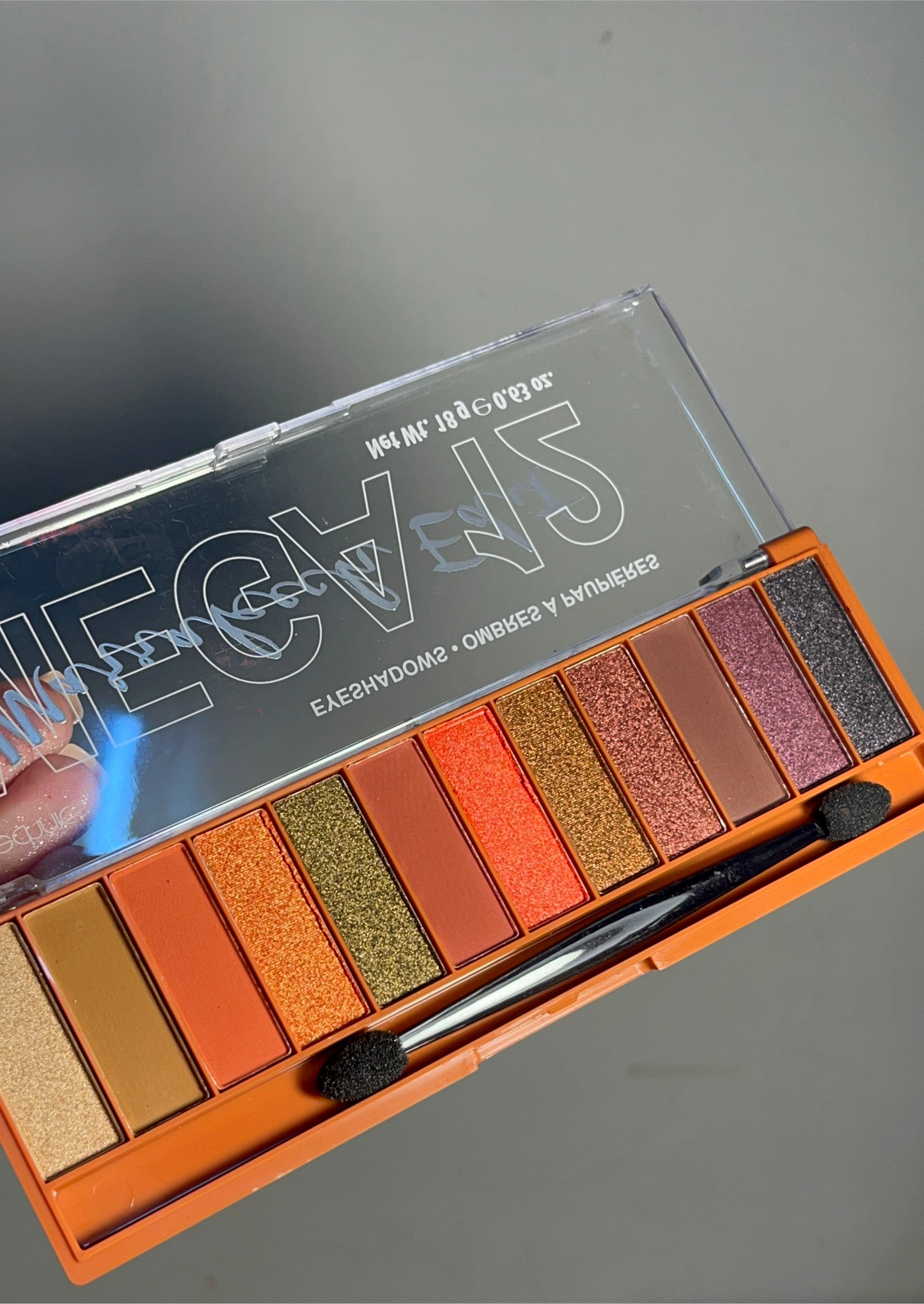 MEGA 12 Eyeshadow Palette