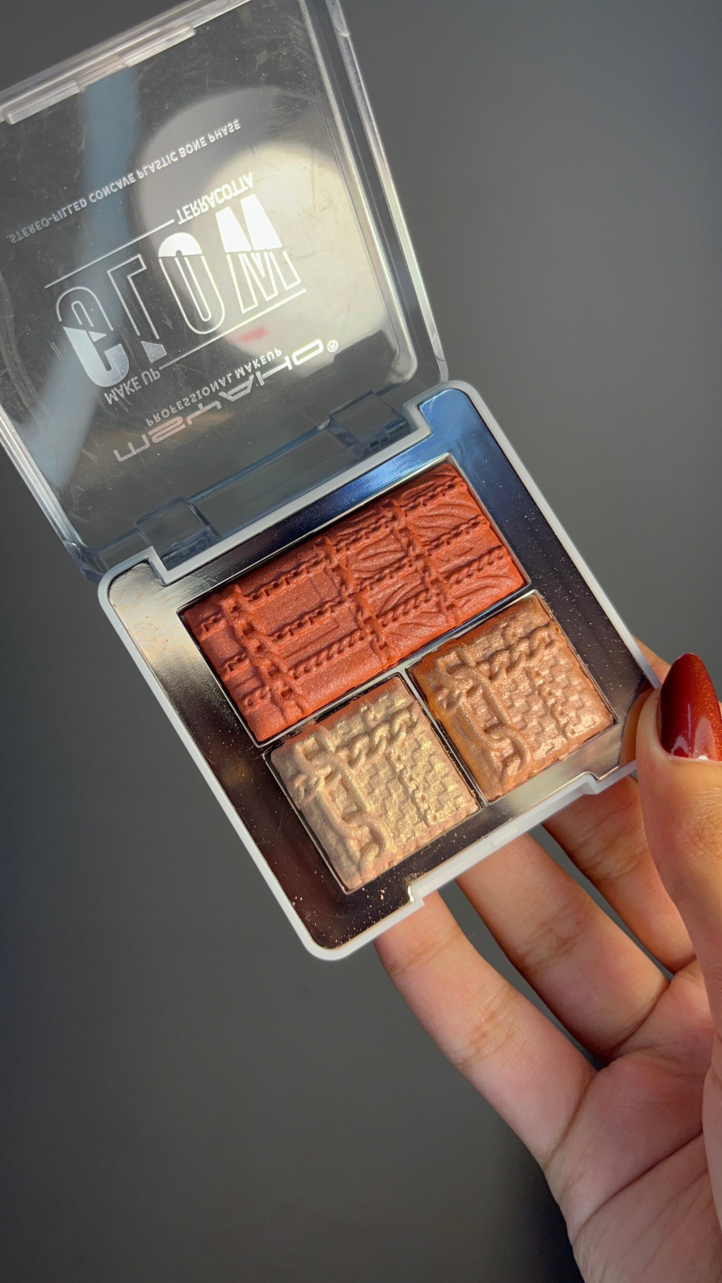 Blush and Highlighter palette