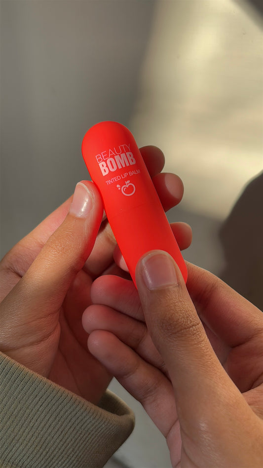 Beautyy bomb color changing lipbalm