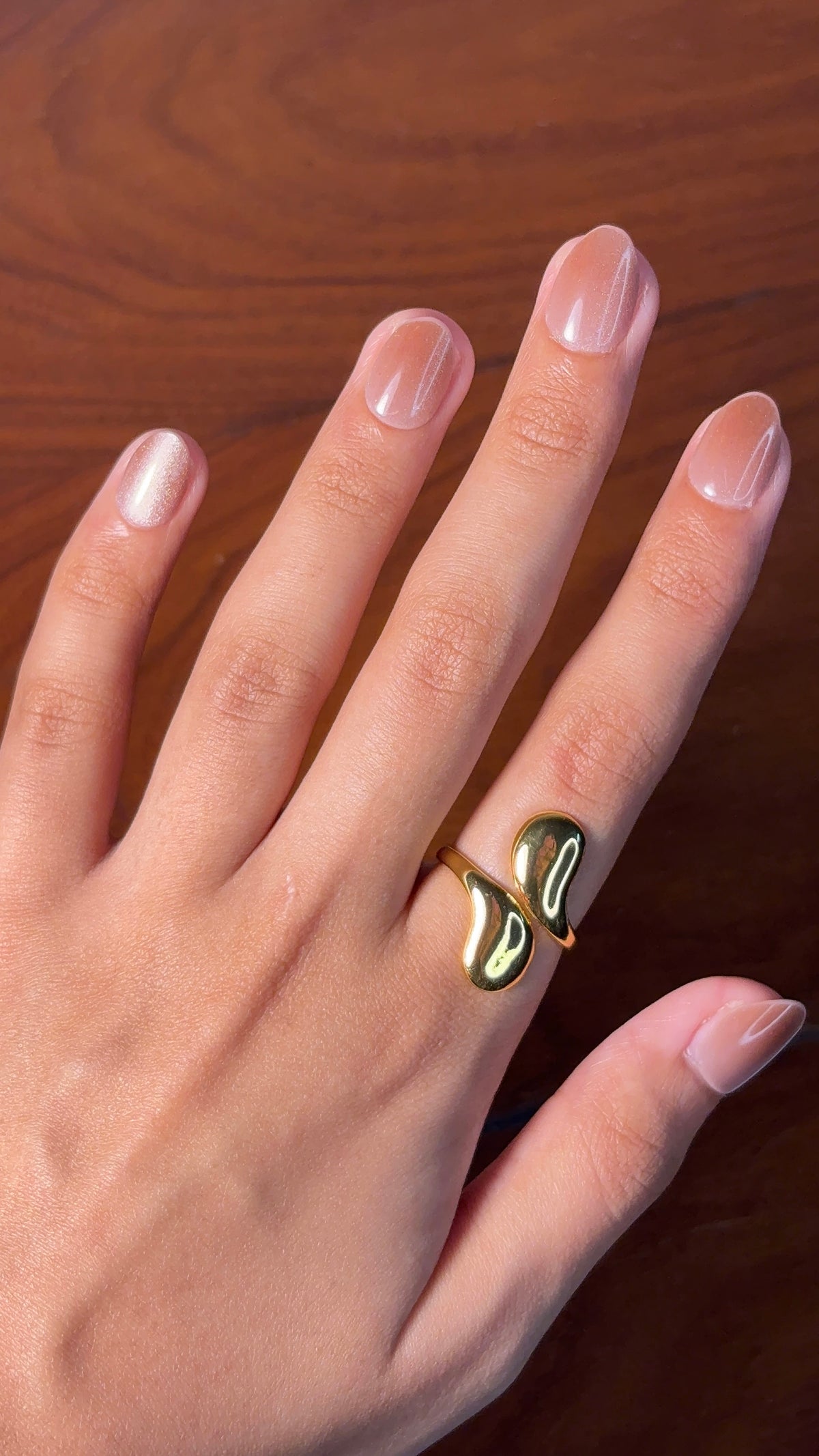 Hugger Ring