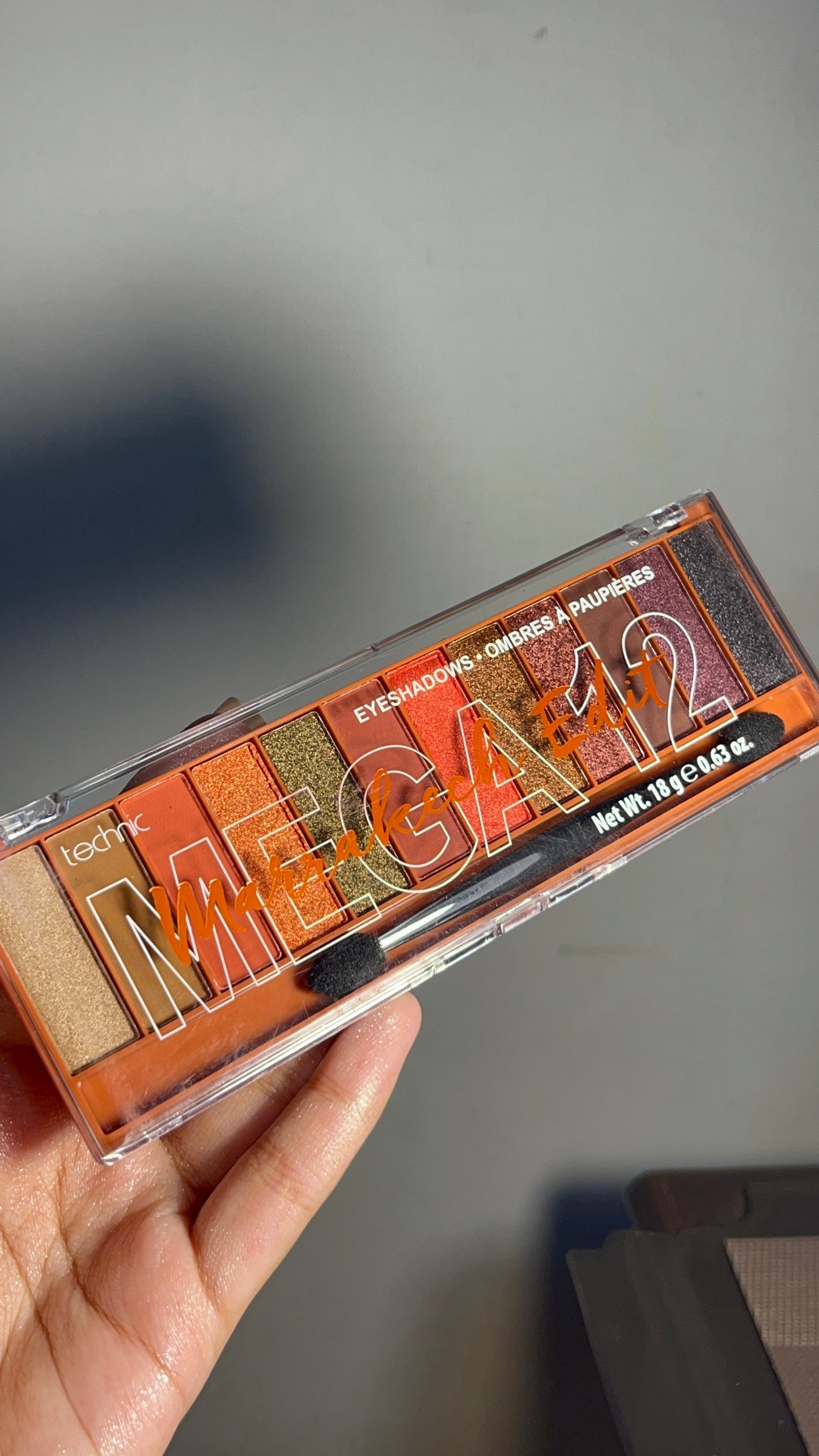 MEGA 12 Eyeshadow Palette