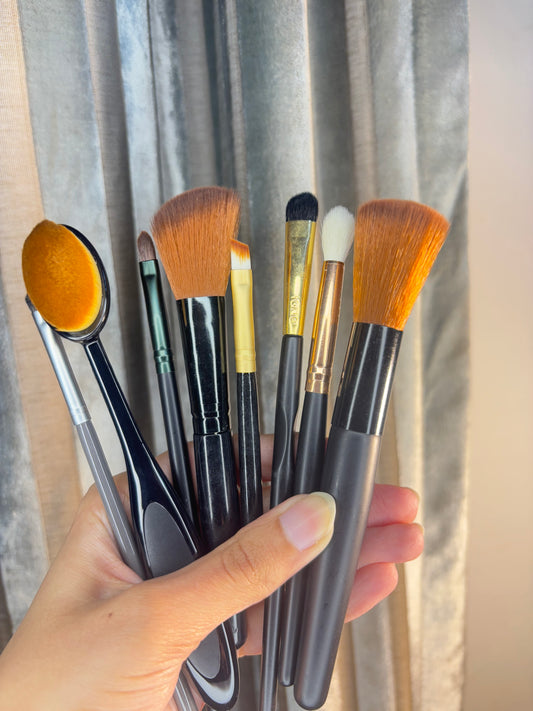 Set of 8 Brushes