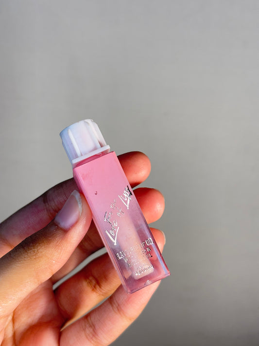 Flavoured LipOil with Jojoba & hazelnut