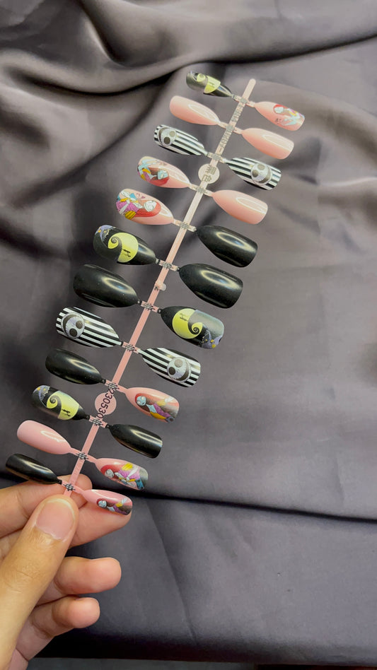 Nails-018