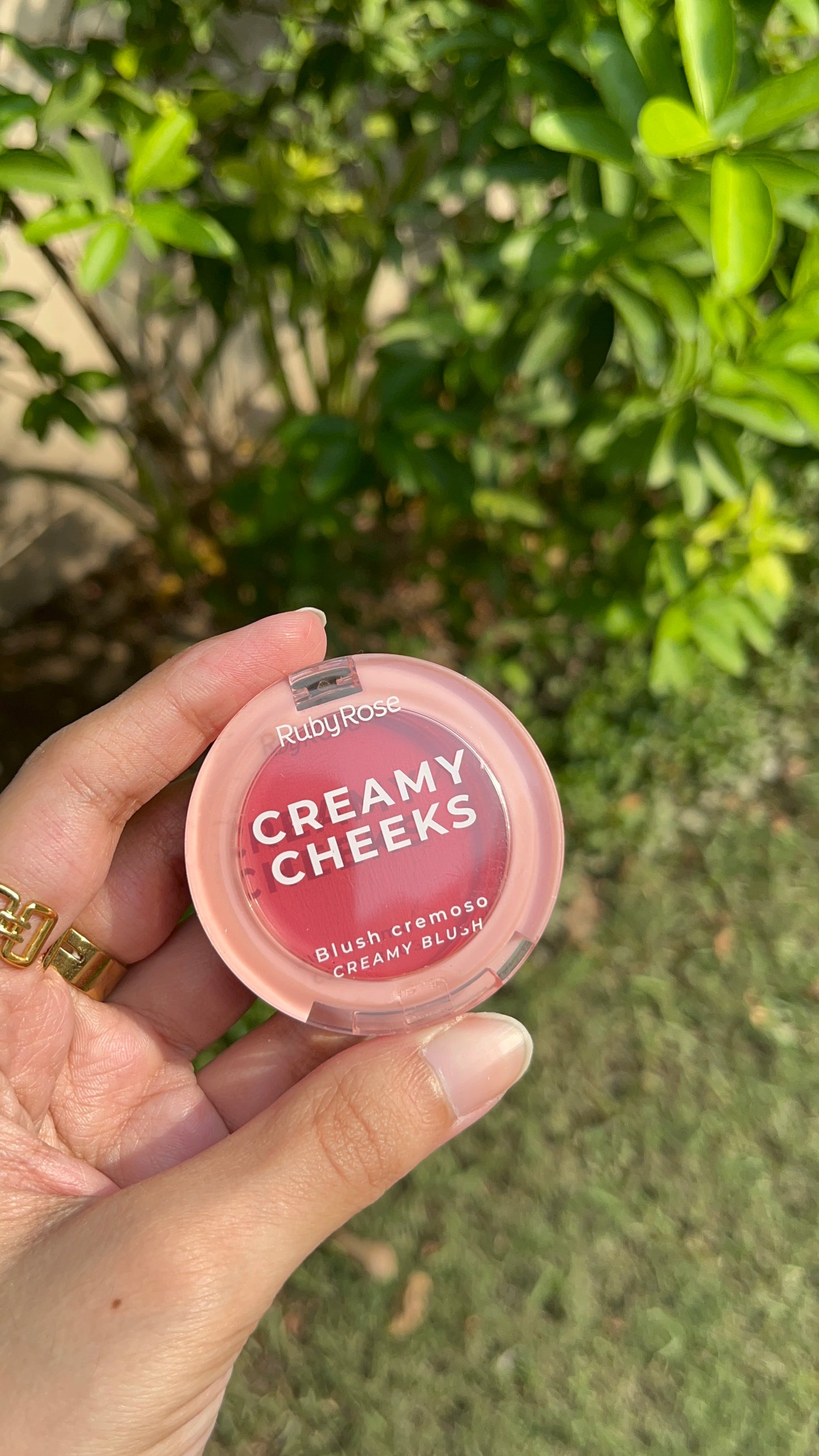 CREAMY CHEEKS Blush