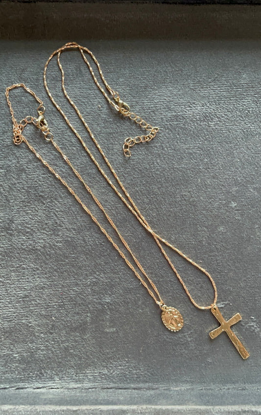 Set of 2 Necklaces