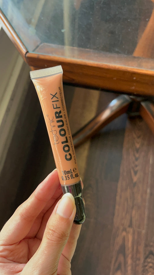 PRO CONCEAL Color corrector and Contour