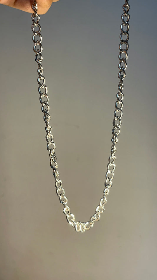 Silver Medium Chain