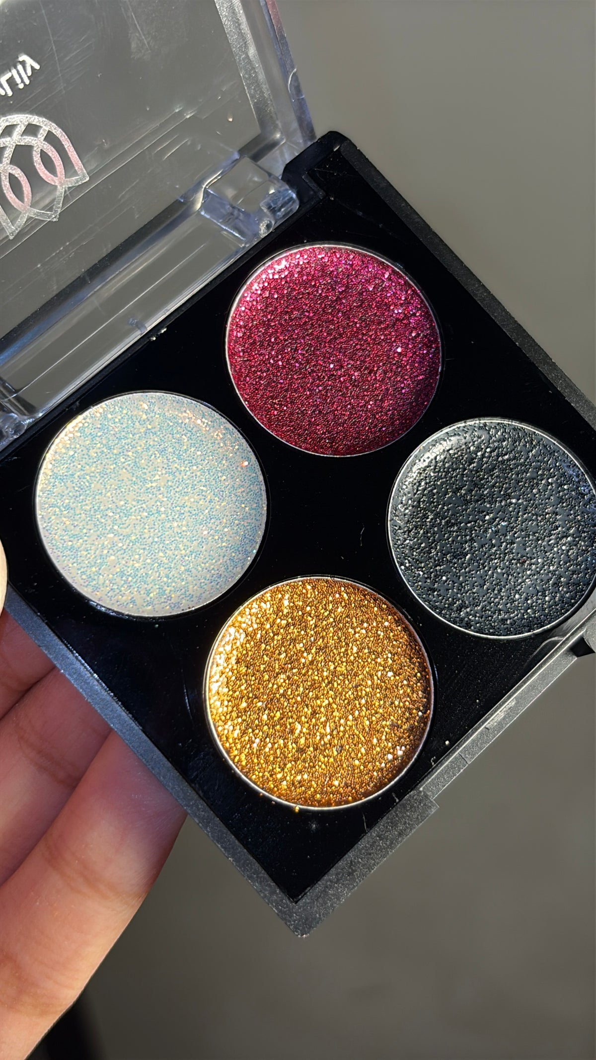 4 Color Glitter Palette