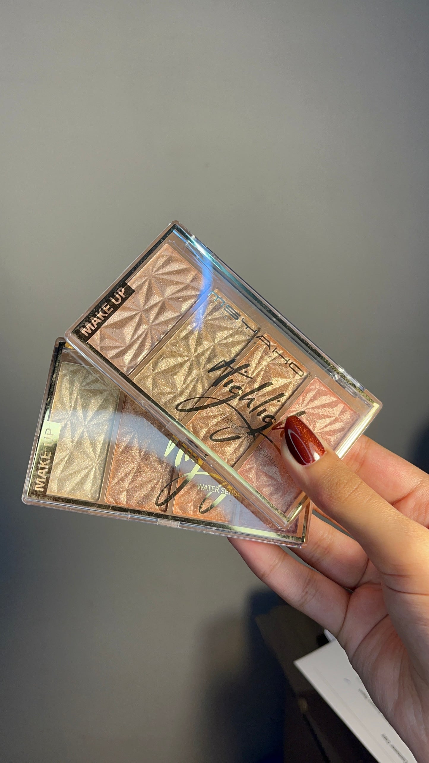 4 Color Highlighter Palette