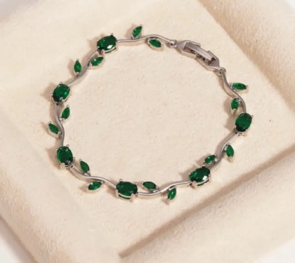 Green Tulip Bracelet
